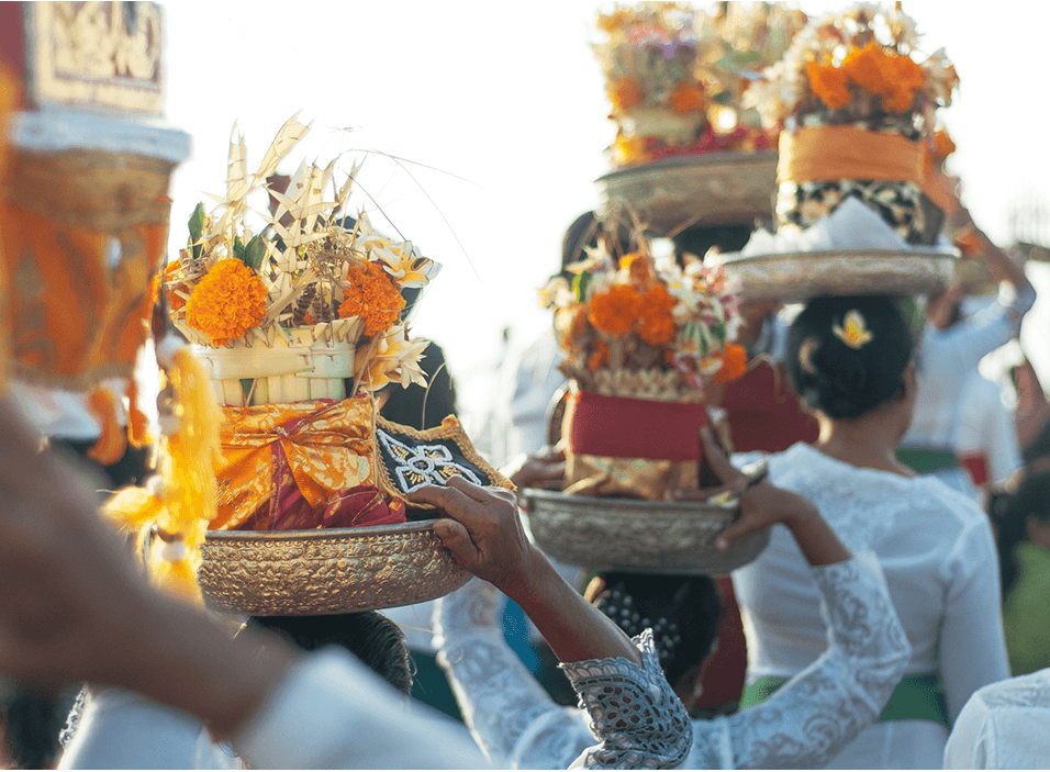Villa Lulito - Noku Beach House - Balinese ceremony